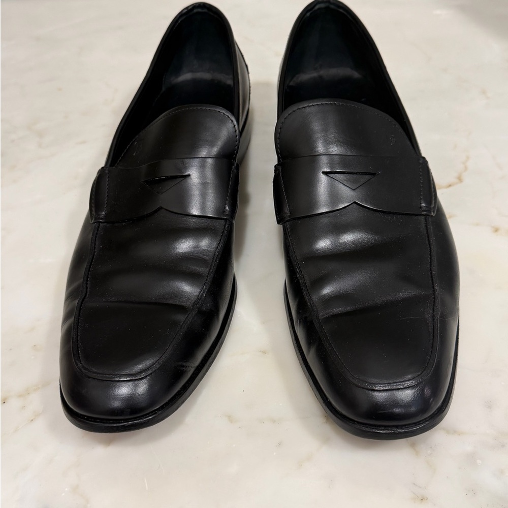 Men’s Tod’s Classic Black Leather Loafers
